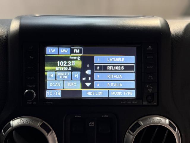 JEEP Wrangler 2.8 CRD DPF Sahara Auto