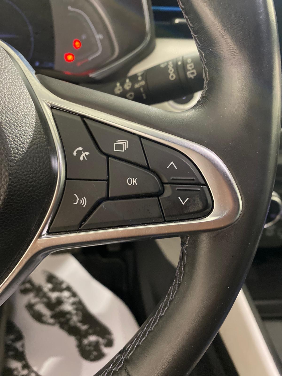 Renault Clio Full Hybrid E-Tech 140 CV 5 porte Initiale Paris