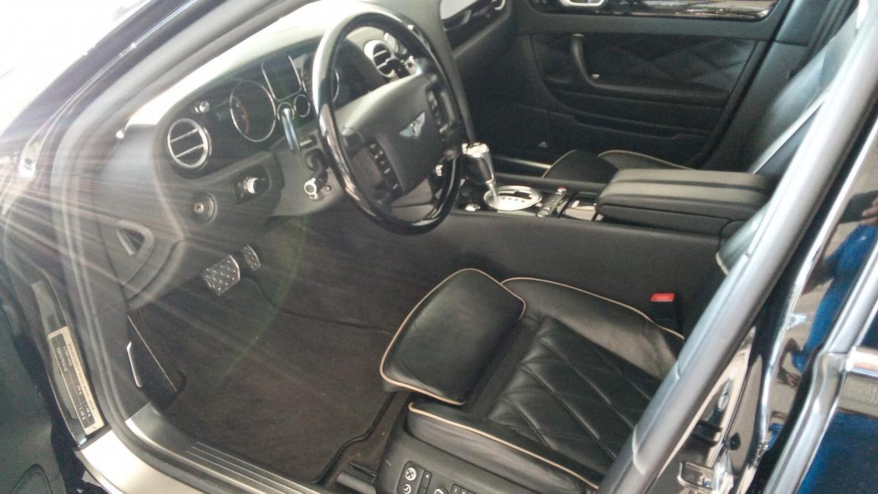 Bentley Continental Flying Spur