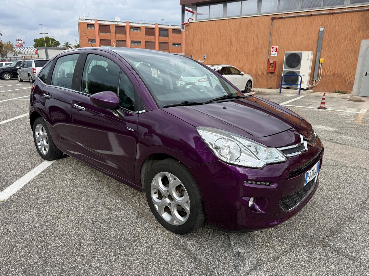 Citroen C3 pur tech exclusive 1.0 benzina