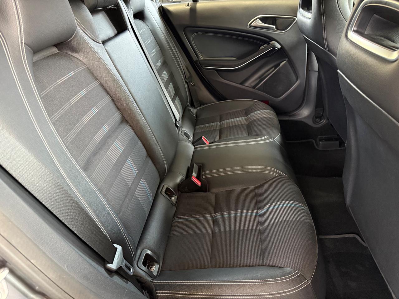 Mercedes-benz CLA 200 d S.W. Automatic Sport