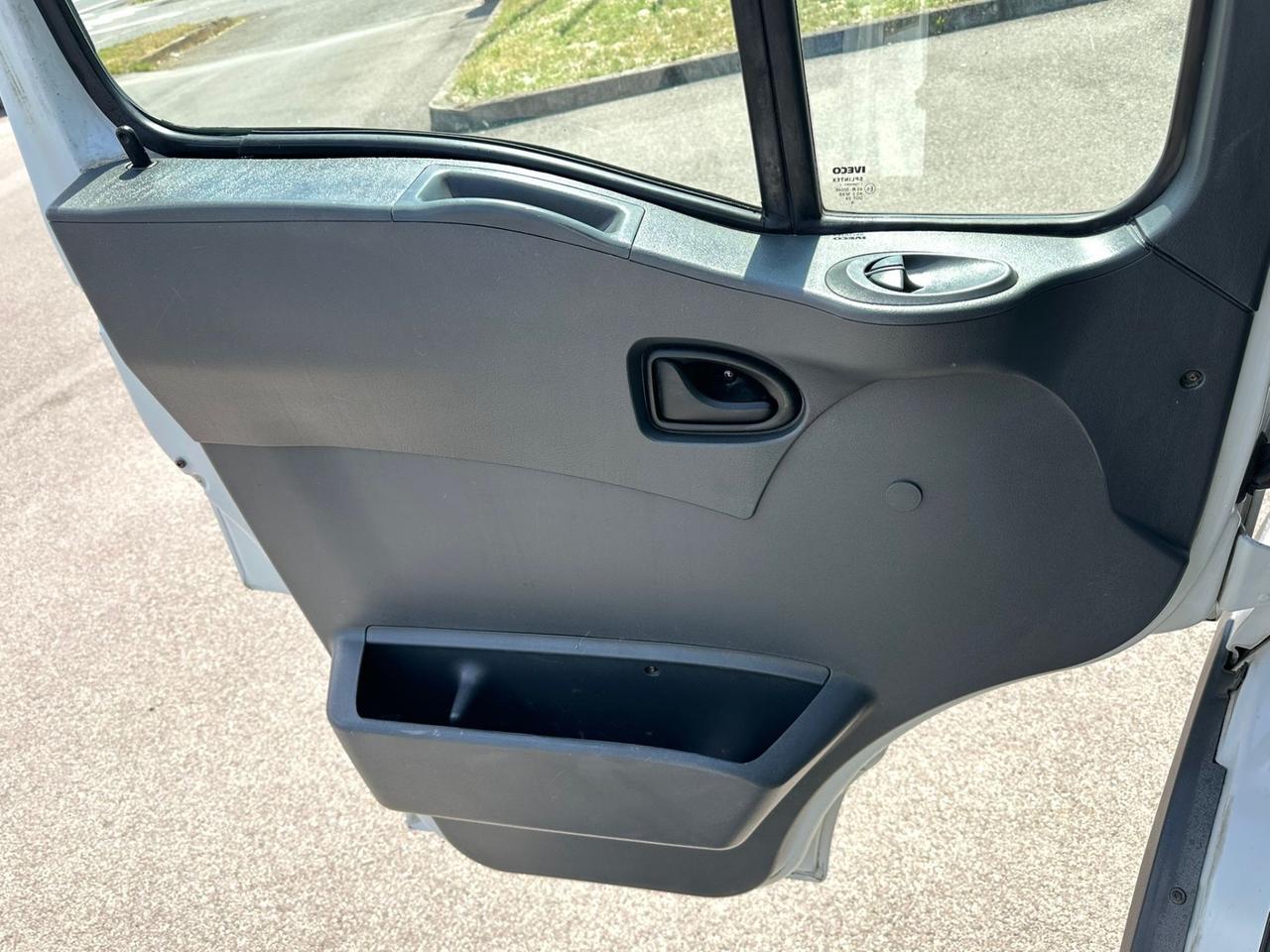IVECO DAILY 2.8 CC TELONE