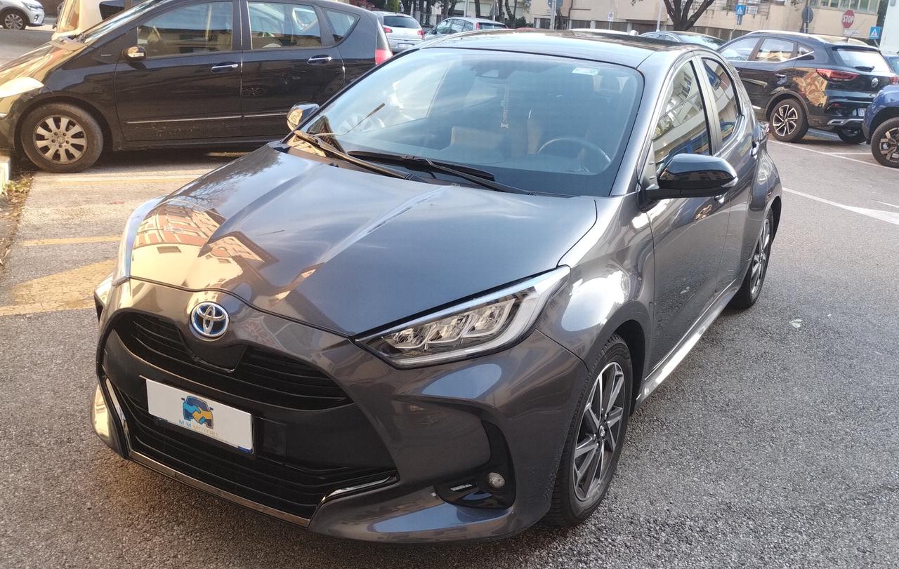 Toyota Yaris 1.5 Hybrid 5 porte Lounge