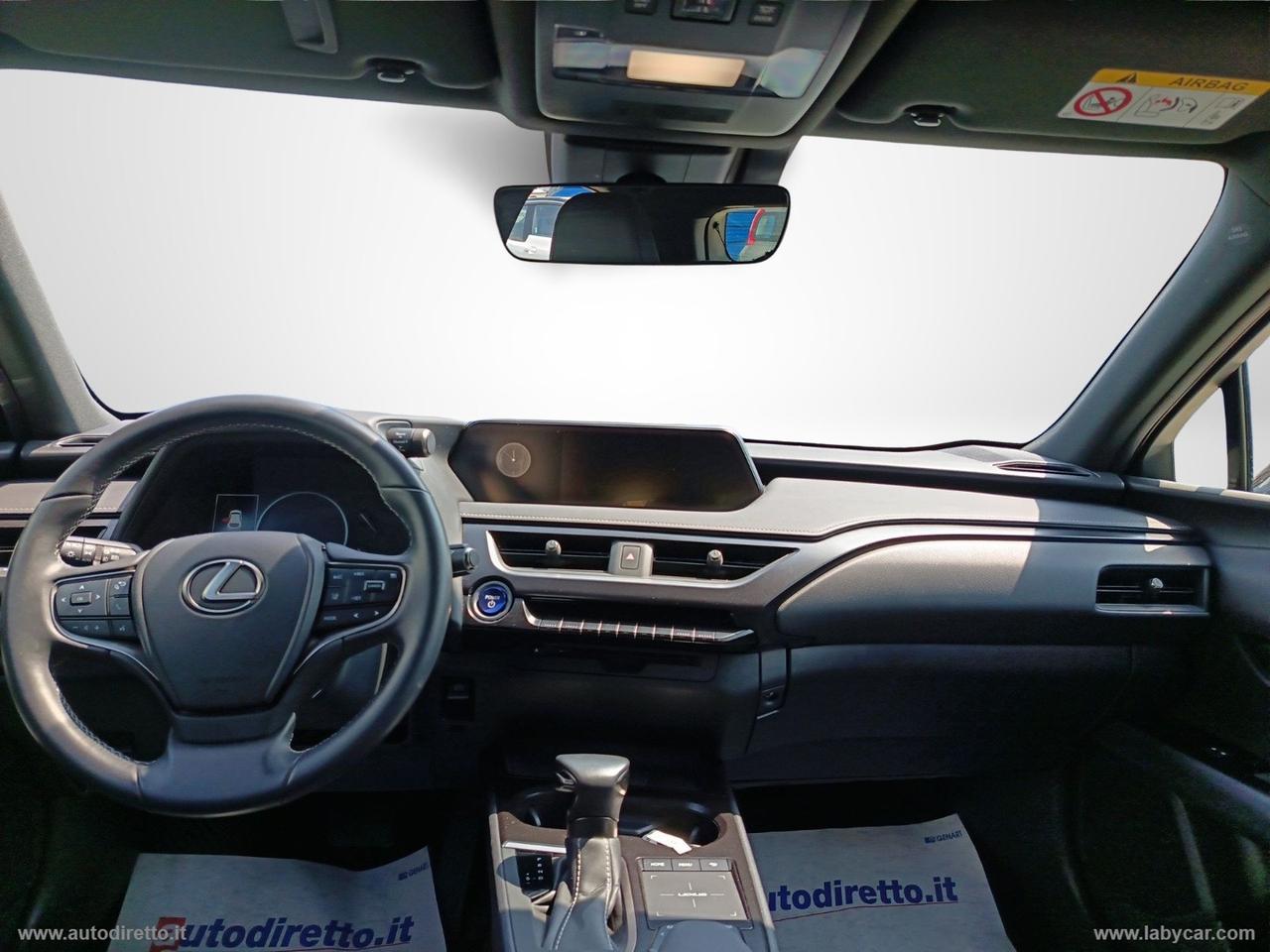 LEXUS UX Hybrid Business
