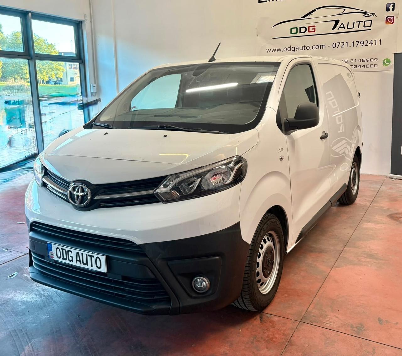 TOYOTA FURGONE PROACE Diesel 1.5 CV 120 Km 253.007 garanzia 12 mesi