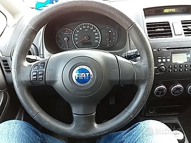 Fiat Sedici 1.9 MJT 120CV 4x4 Emotion
