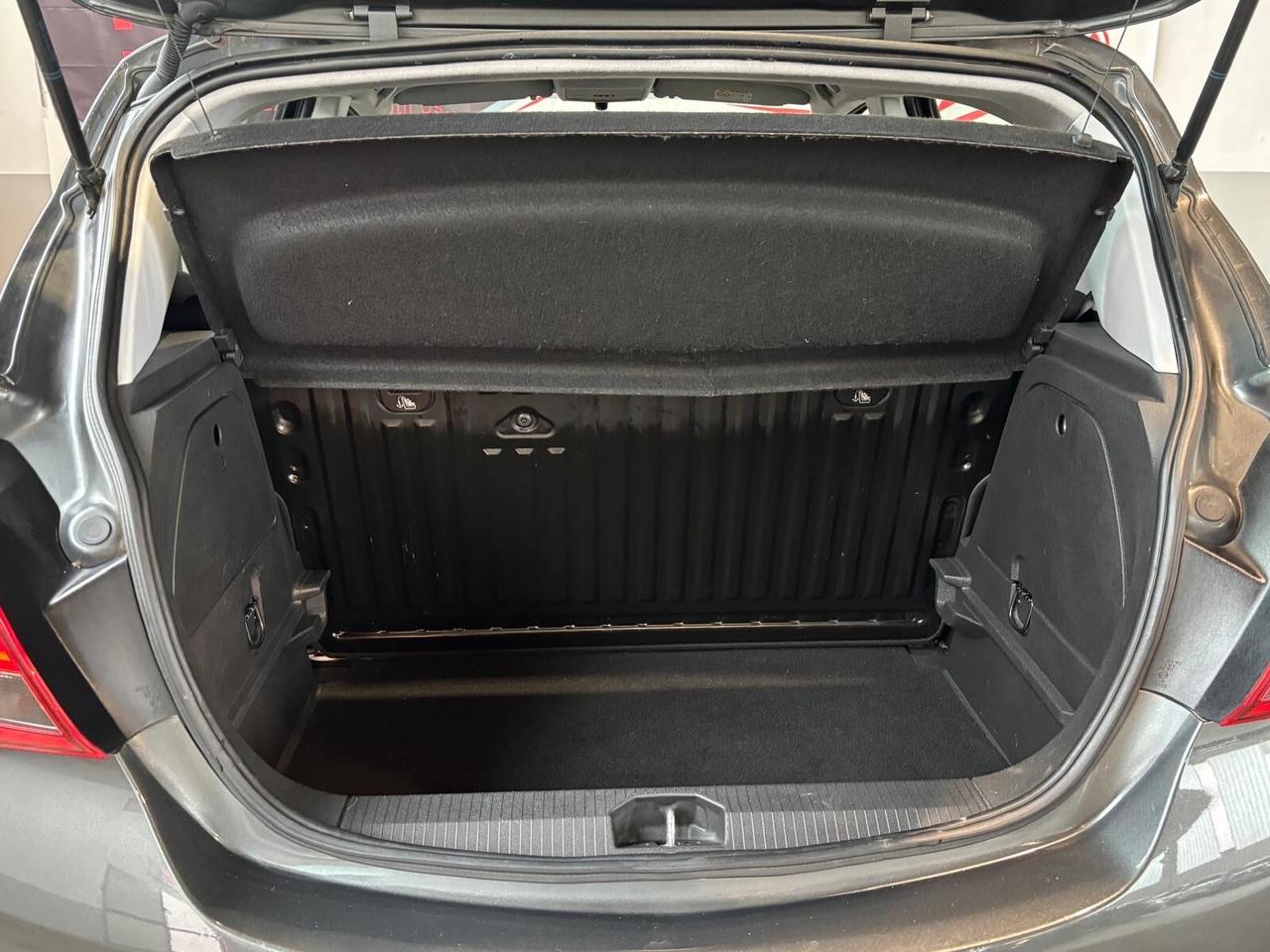 Opel Corsa 1.4 90CV GPL Tech 5 porte Innovation