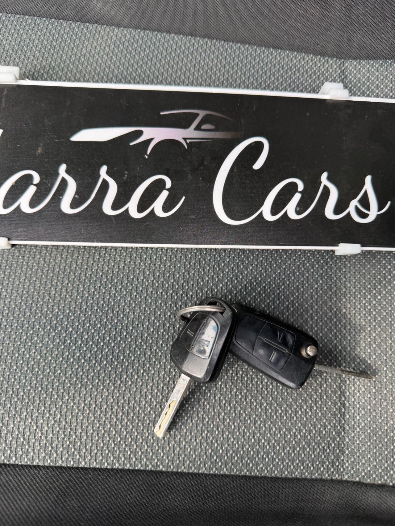 Opel Meriva 1.4- Catena sostituita-neopatentati