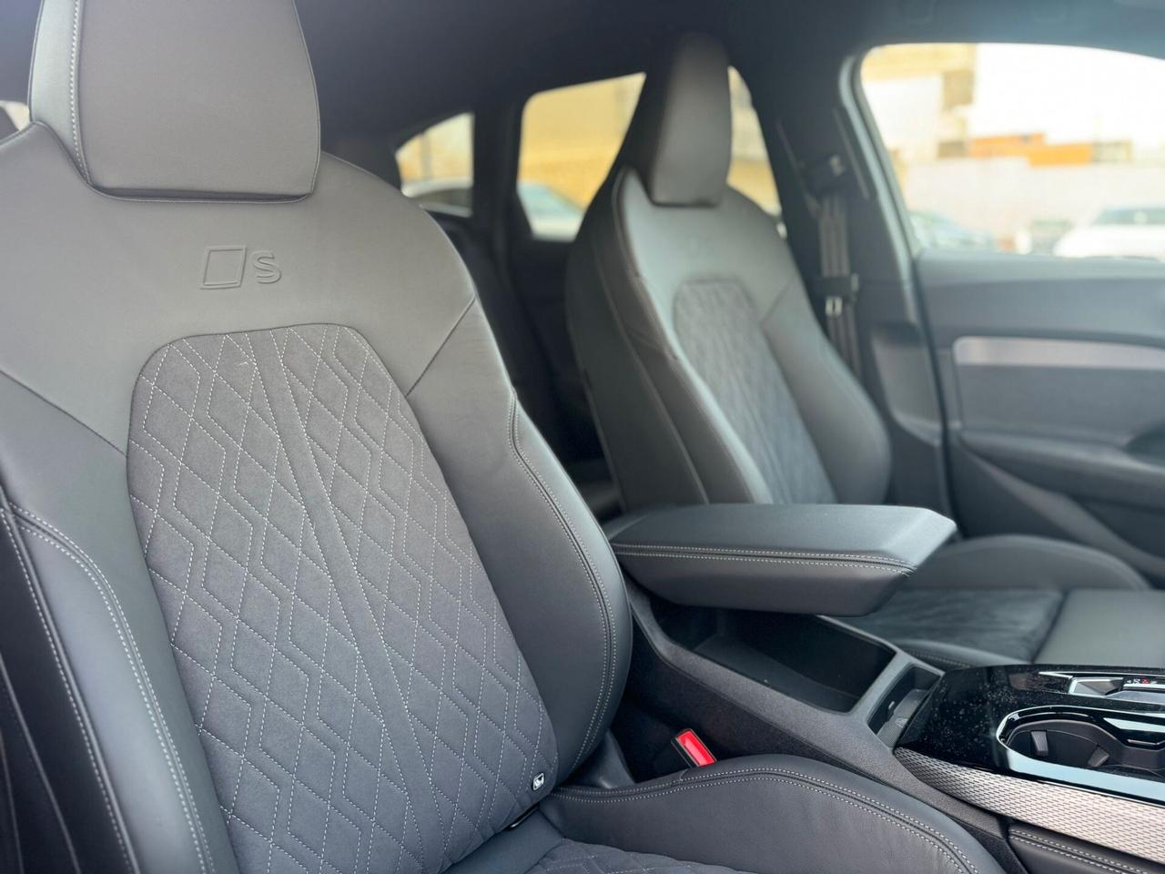 Audi A5 Avant TDI S tronic Line edition