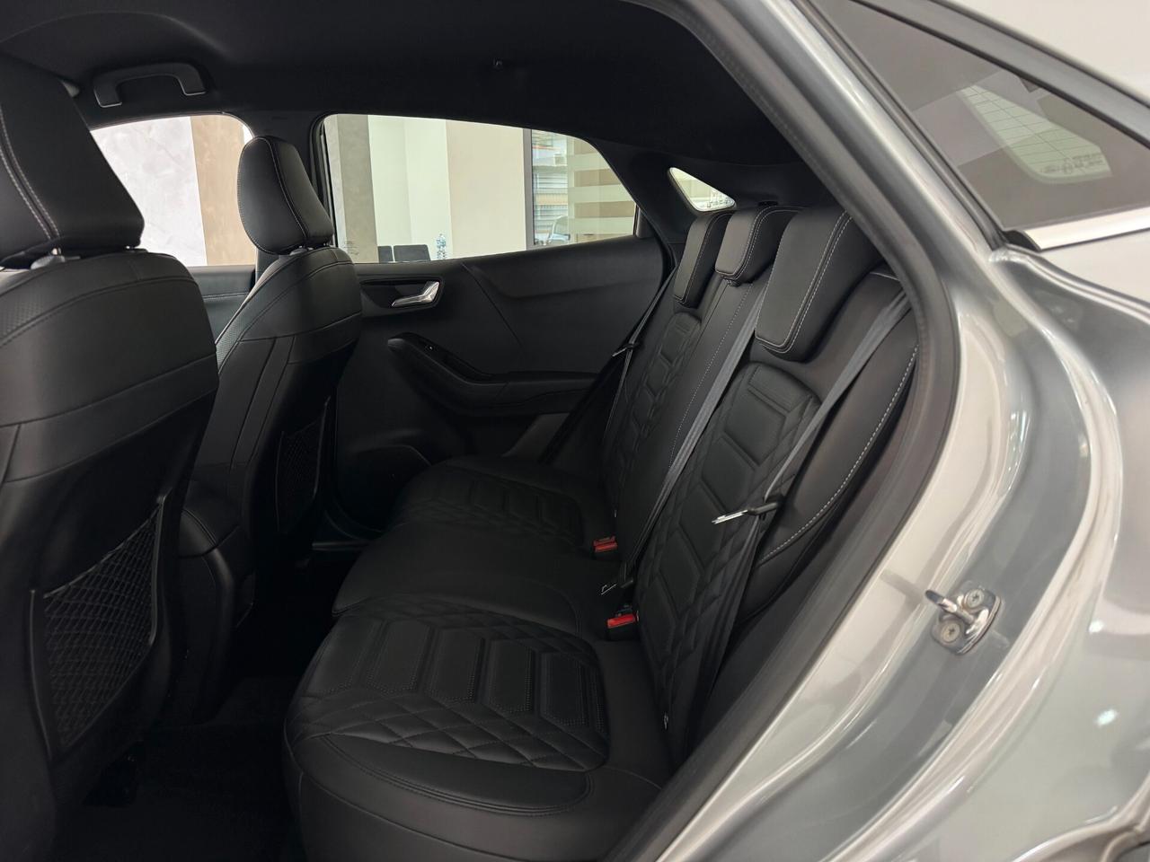 Ford Puma 1.0 Hybrid 155 CV ST-Line Vignale