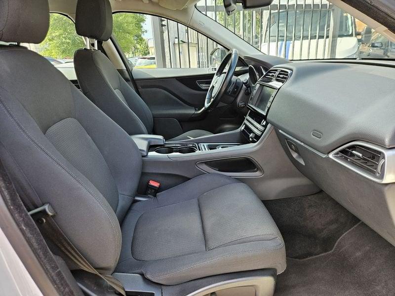 Jaguar F-Pace 2.0d 180cv AWD Autom. Portfolio