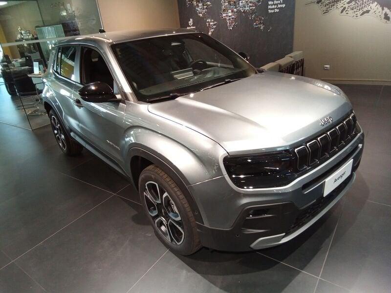 Jeep Avenger e-Hybrid 1.2 MHEV e-Hybrid Turbo Summit