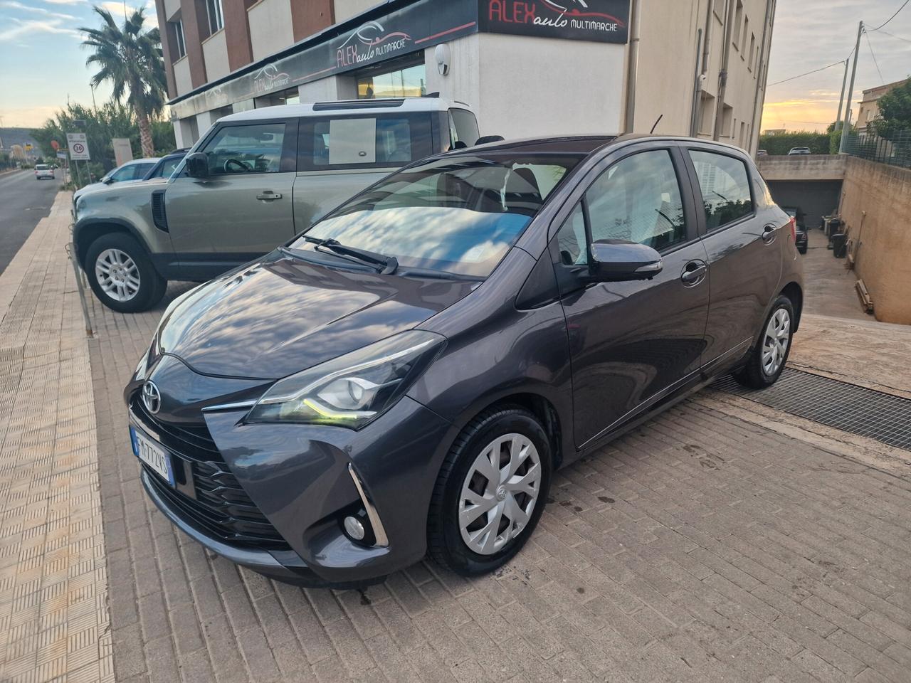 Toyota Yaris 1.0 5 porte Active
