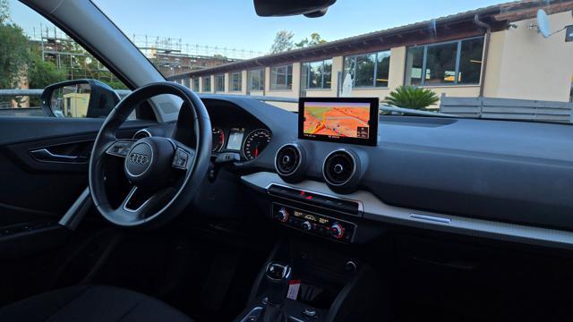 AUDI Q2 35 TFSI S-LINE S-TRONIC LED NAVI R-CAMERA UFF AUDI