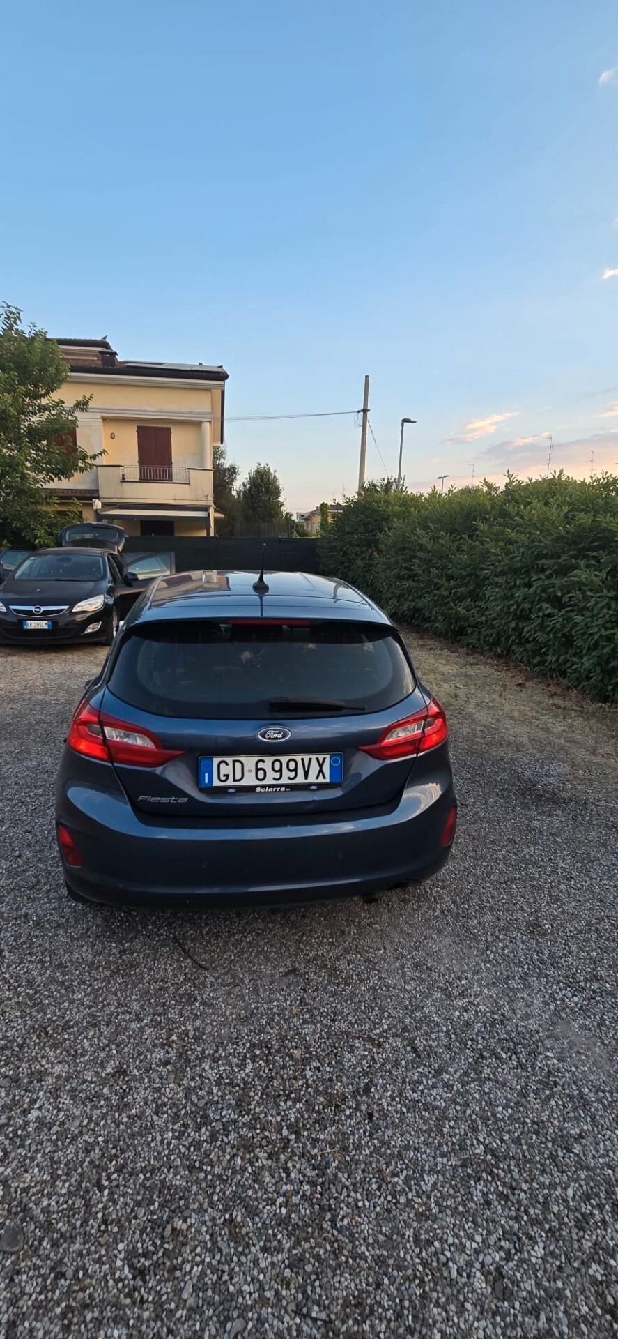 Ford Fiesta 1.1 75 CV GPL 5 porte Plus