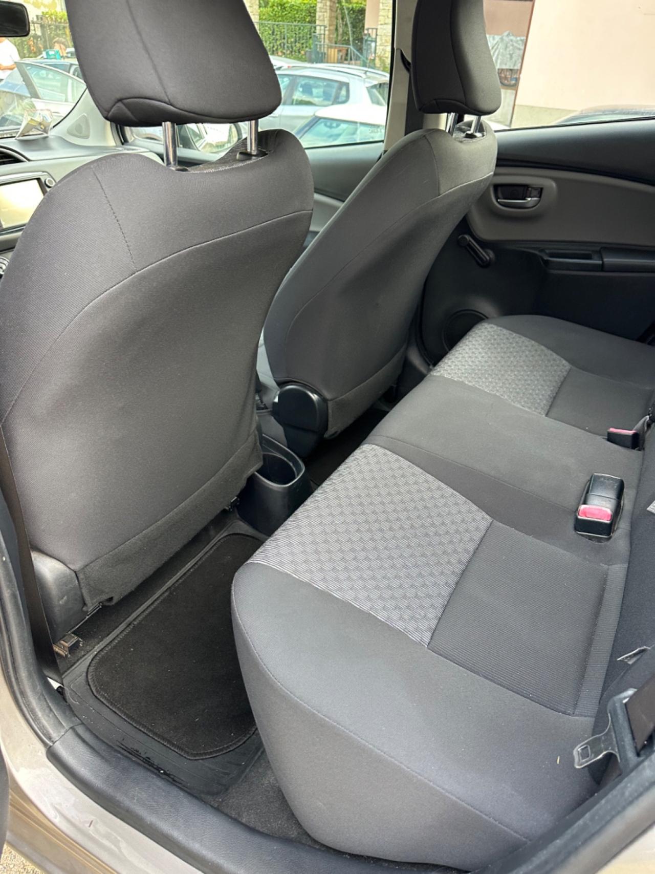 Toyota YARIS 1.0 5P ACTIVE KMCERT GARANZ UNICOPR