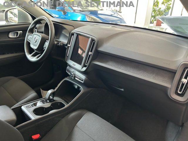 VOLVO XC40 automatico