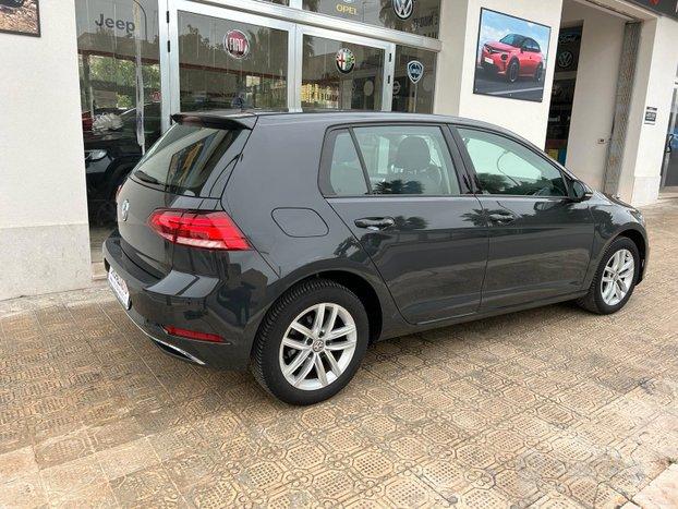 Volkswagen Golf 1.6 TDI 115 CV 5p. Business BlueMotion Technology