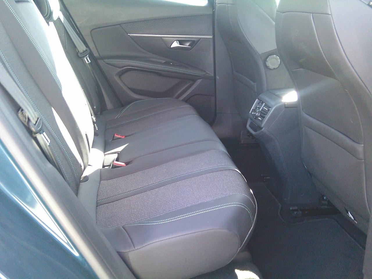 Peugeot 3008 BlueHDi 130 S&S EAT8 Allure Pack