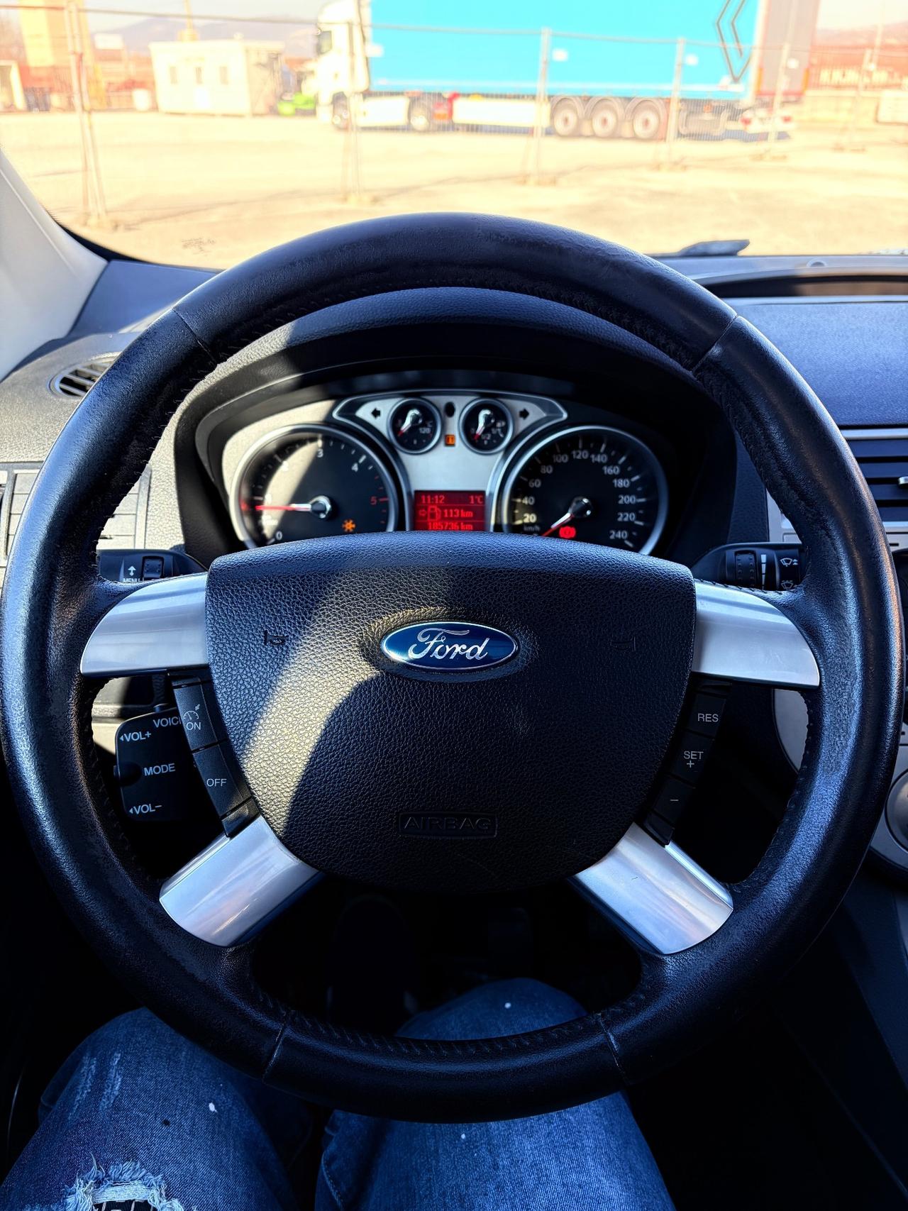 Ford Kuga 2.0 TDCi 136 CV 4WD Titanium DPF