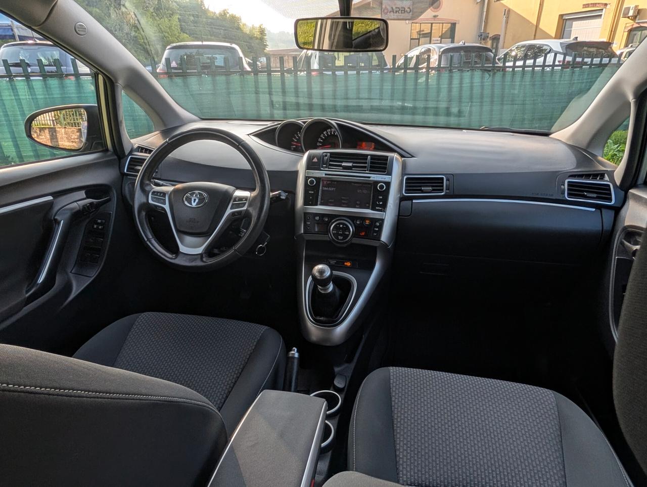 Toyota Verso 1.6 Style 7 posti UNICO PROPRIETARIO TAGL. CERT.