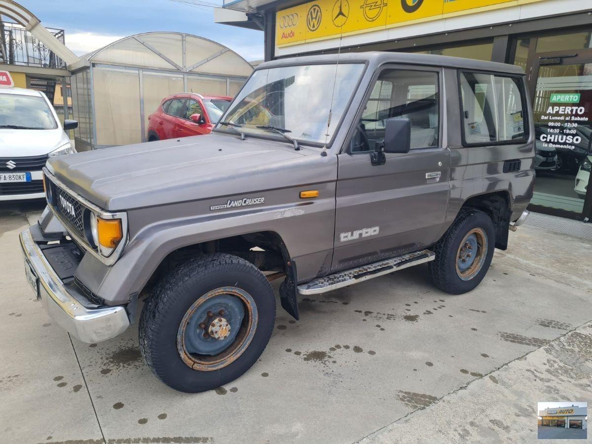 TOYOTA Land Cruiser 2.4 turbodiesel LJ70 LX