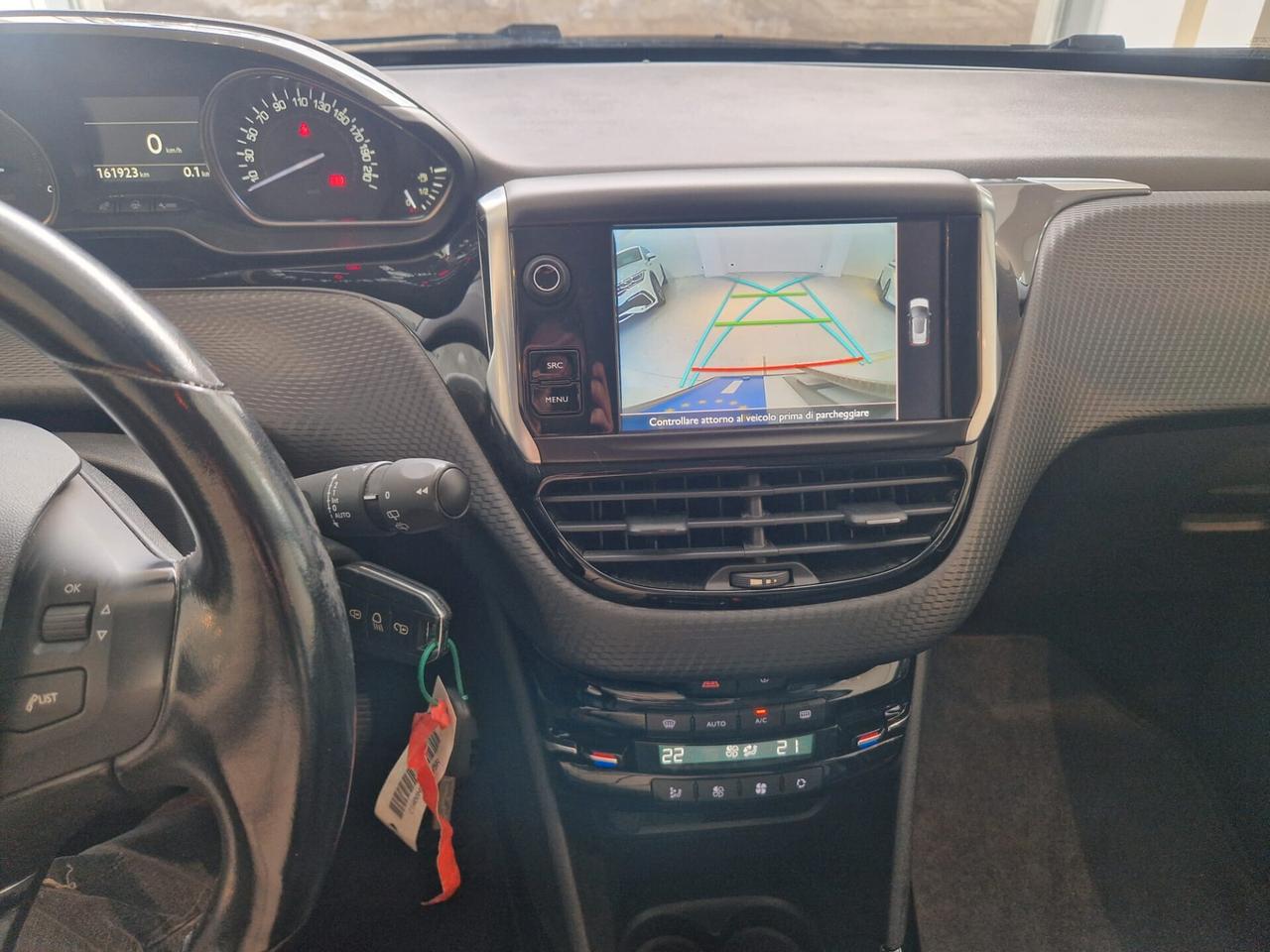 Peugeot 2008 BlueHDi 100 Allure