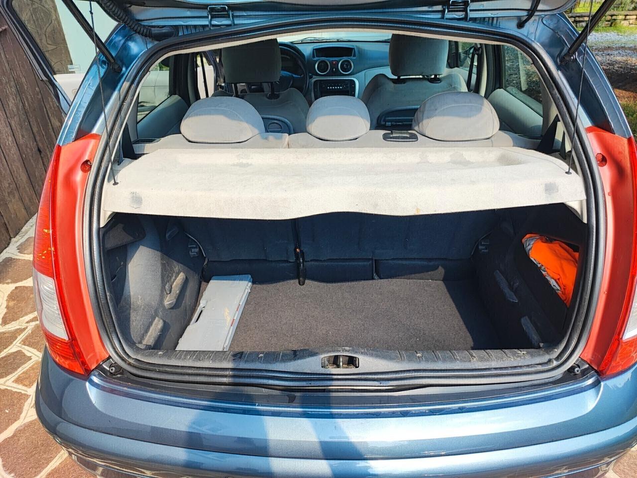 Citroen C3 1.6 110CV neopatentati 5 porte