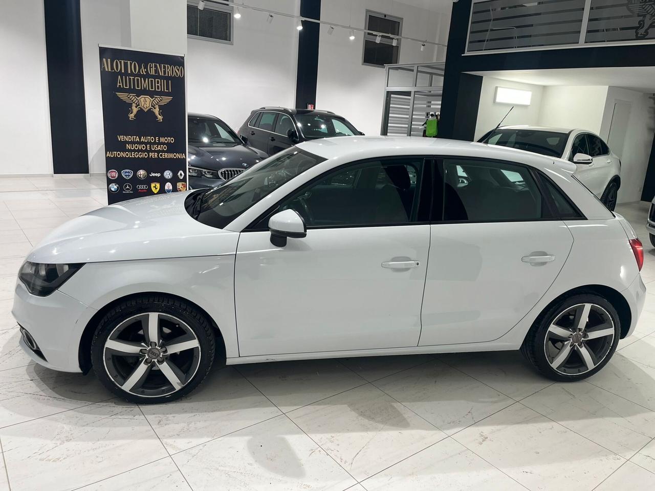 Audi A1 1.6 TDI 90 CV Neo Patentati 2012