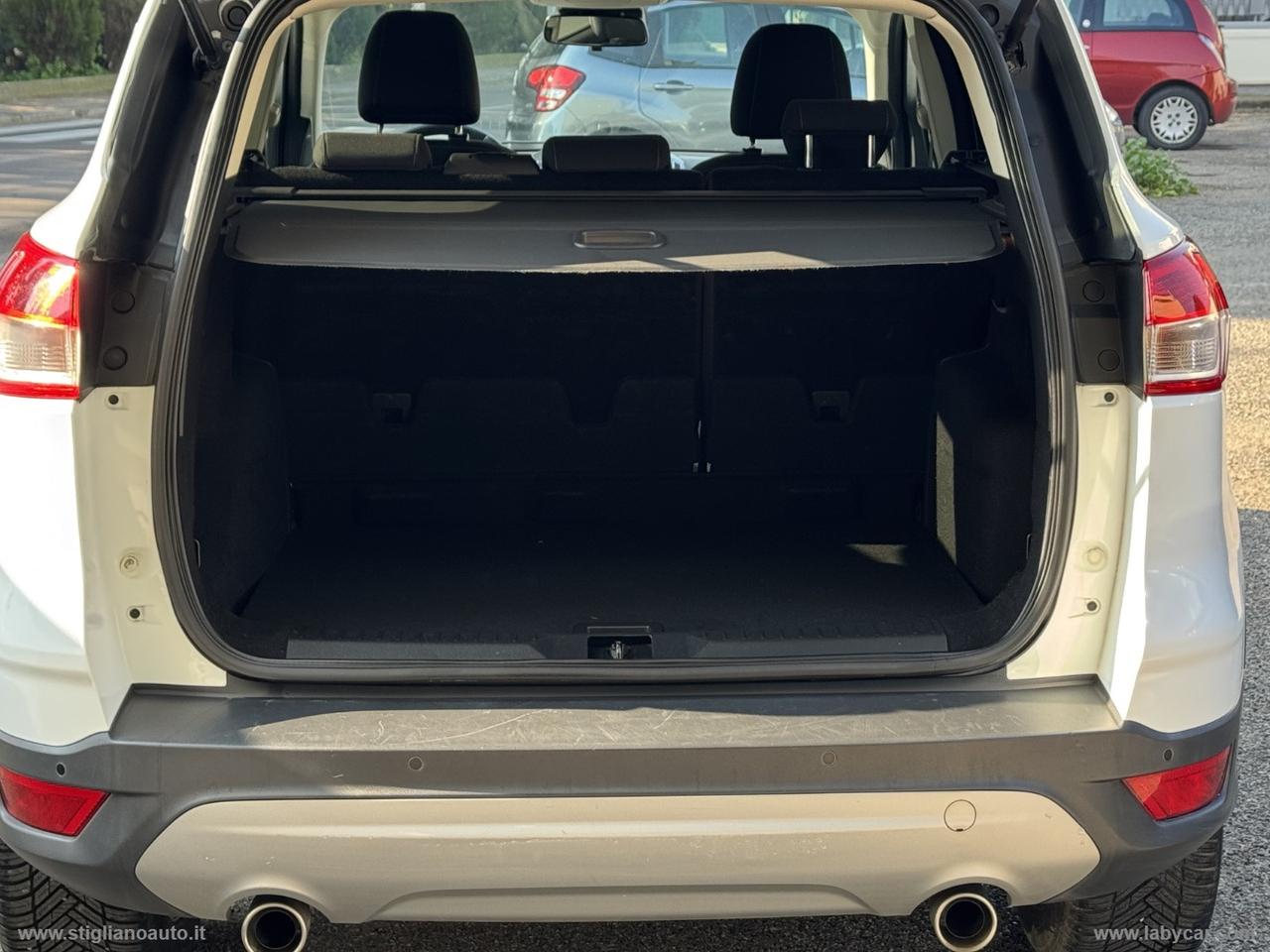 FORD Kuga 2.0 TDCI 120 CV S&S 2WD Titanium