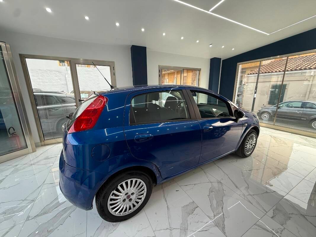 Fiat Punto 1.2 Active c clima 65cv 5p