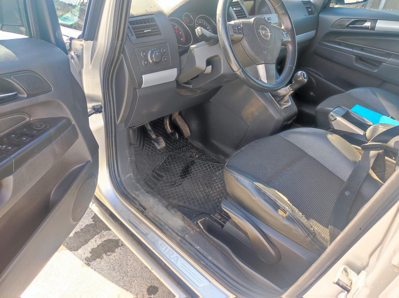 Opel Zafira 1.9 CDTI 120CV 7 POSTI