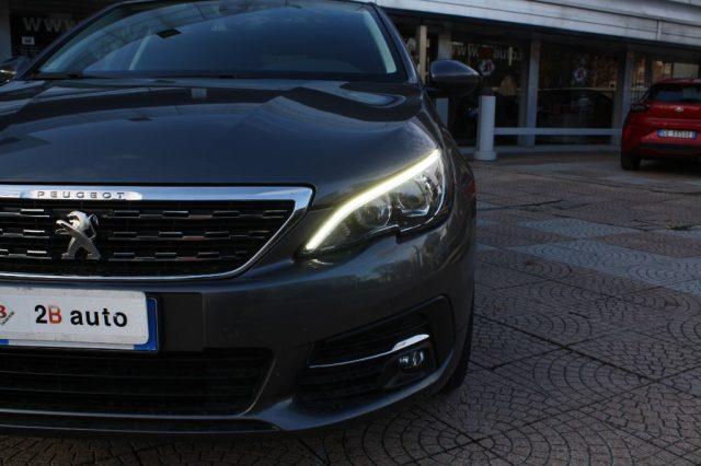 PEUGEOT 308 PureTech Turbo 130 S&S EAT8 ALLURE