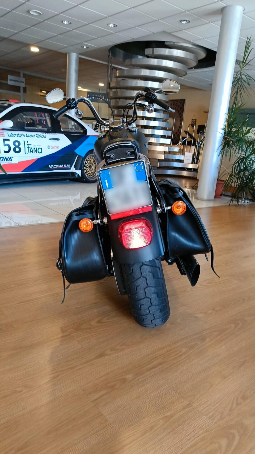 Harley-davidson Dyna Street Bob FXDB