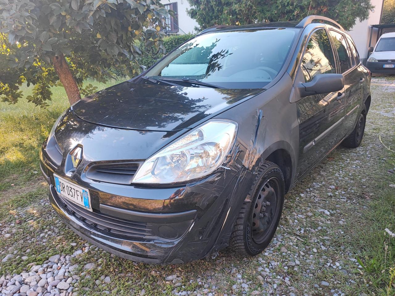 Renault Clio 1.2 SporTour Le Iene station wagon