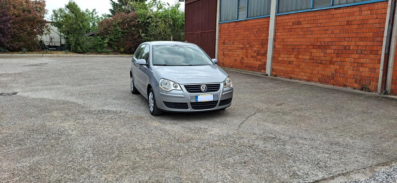 Polo 1.4/80CV 16V 5p. Comfortline X Neopatentati