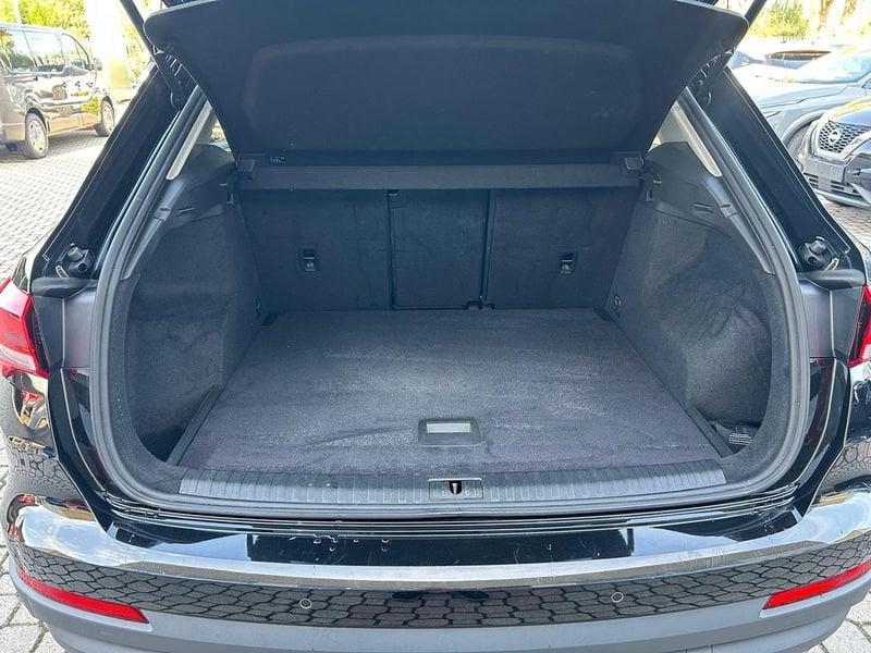 Audi Q3 II 2018 35 2.0 TDI Business S tronic