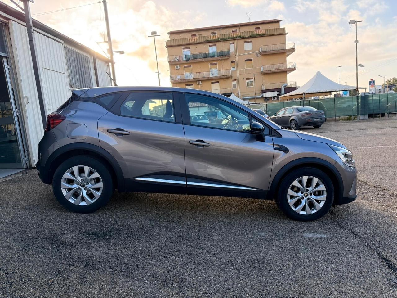 Renault Captur Blue dCi 115 CV EDC Initiale Paris