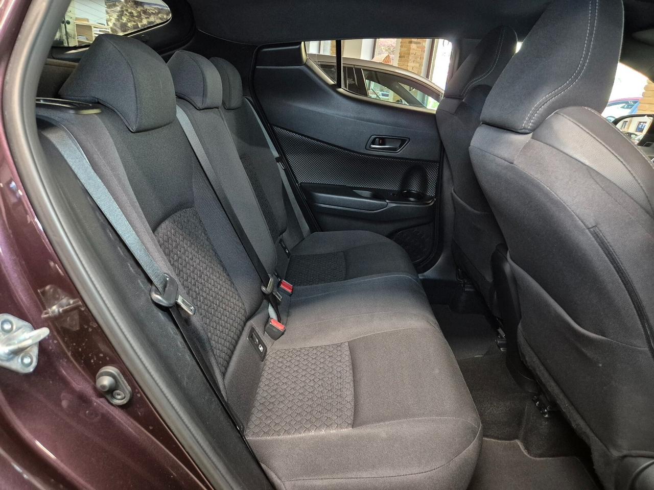 Toyota C-HR 1.8 Hybrid E-CVT Lounge