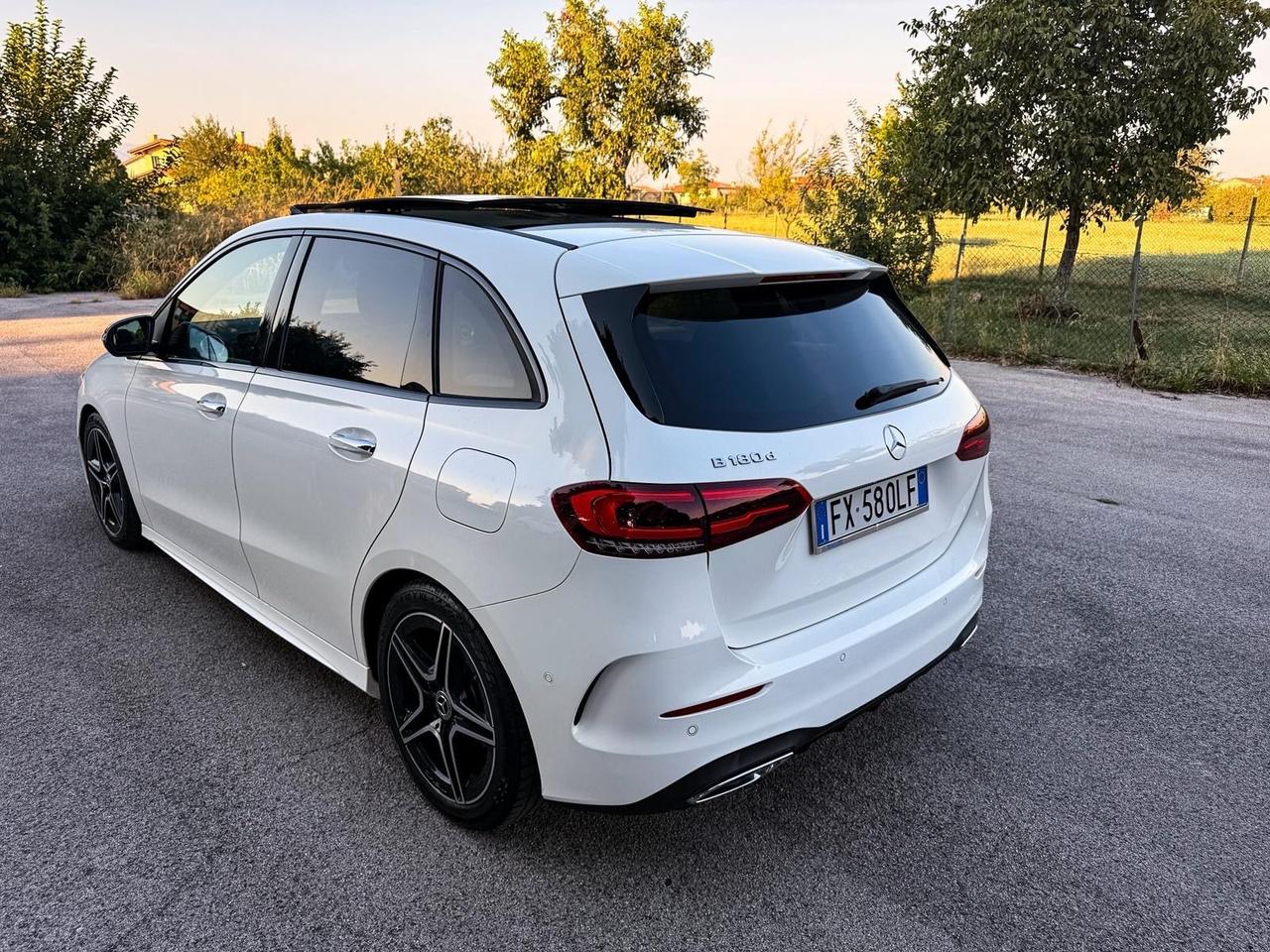Mercedes-benz B 180 d Automatic Premium