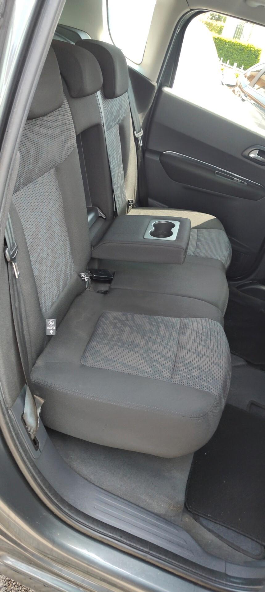 Peugeot 3008 1.6 HDi 110CV Outdoor