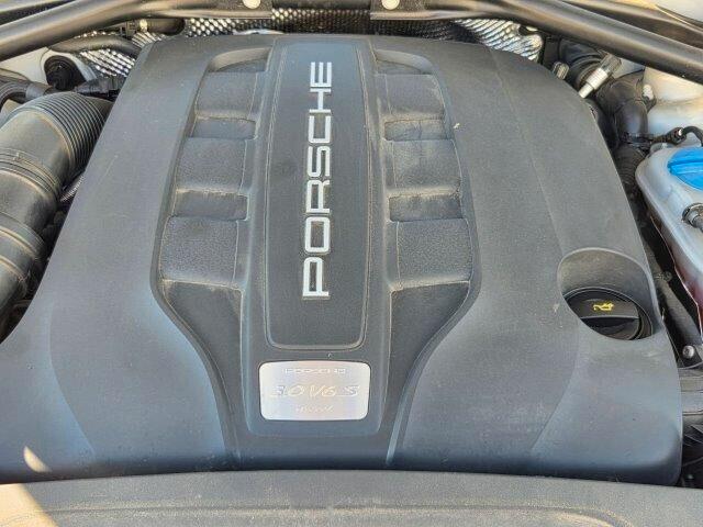 Porsche Macan S 3.0 DIESEL -FULL OPTIONAL -