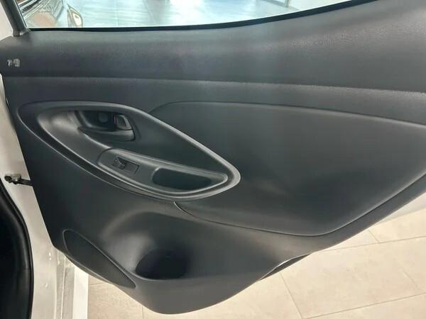 Toyota Yaris 1.5 Hybrid 5 porte Lounge