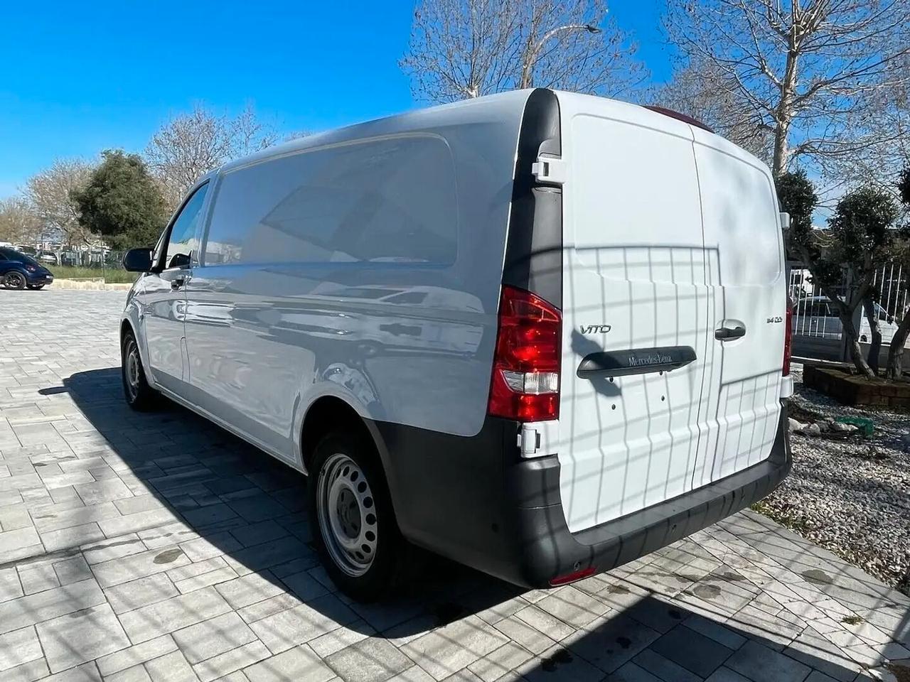 Mercedes Benz Vito Kasten 114 CDI _ Extralang