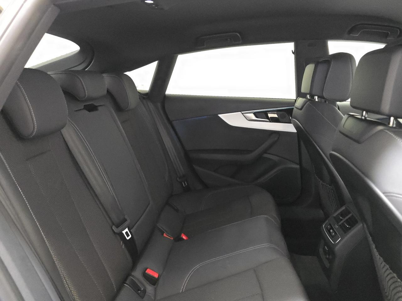 Audi A5 sportback 40 2.0 tdi mhev s line edition 204cv s-tronic