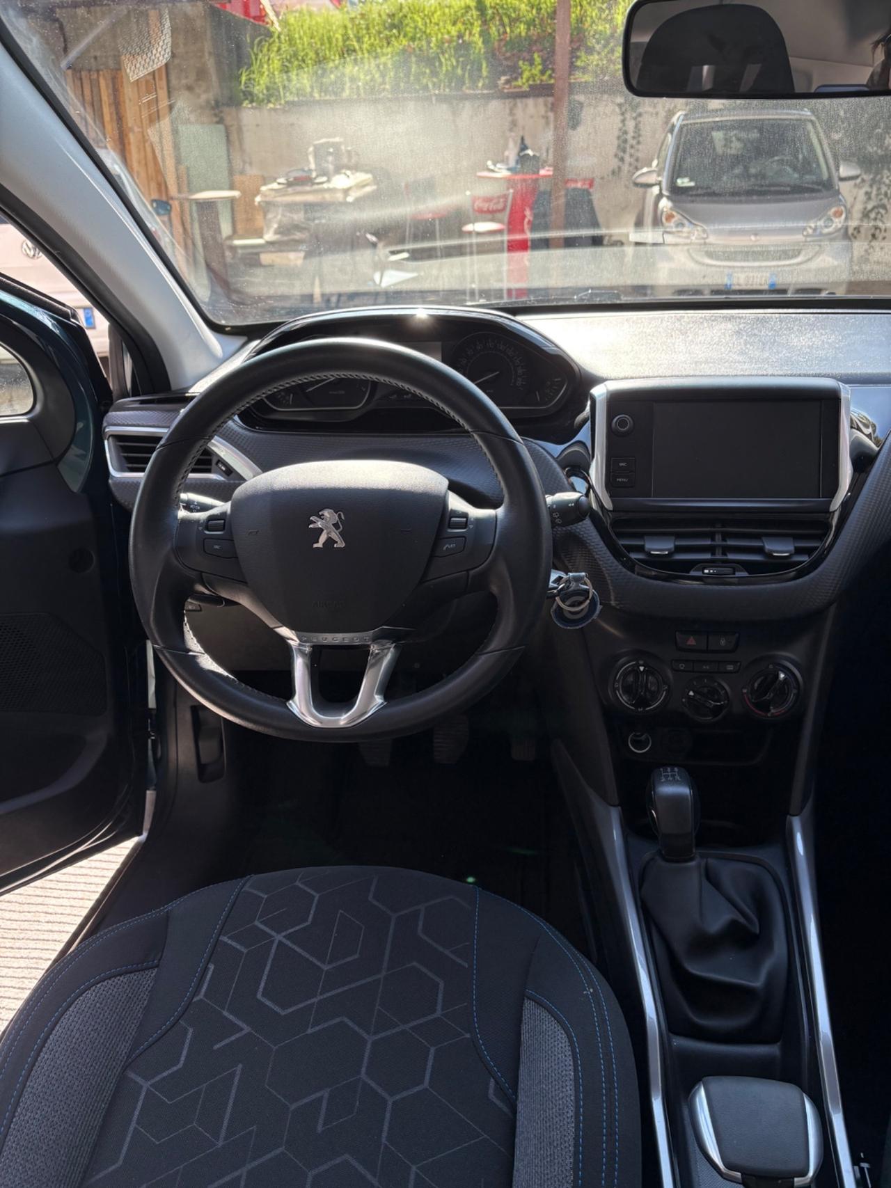 Peugeot 2008 PureTech 82 S&S Style