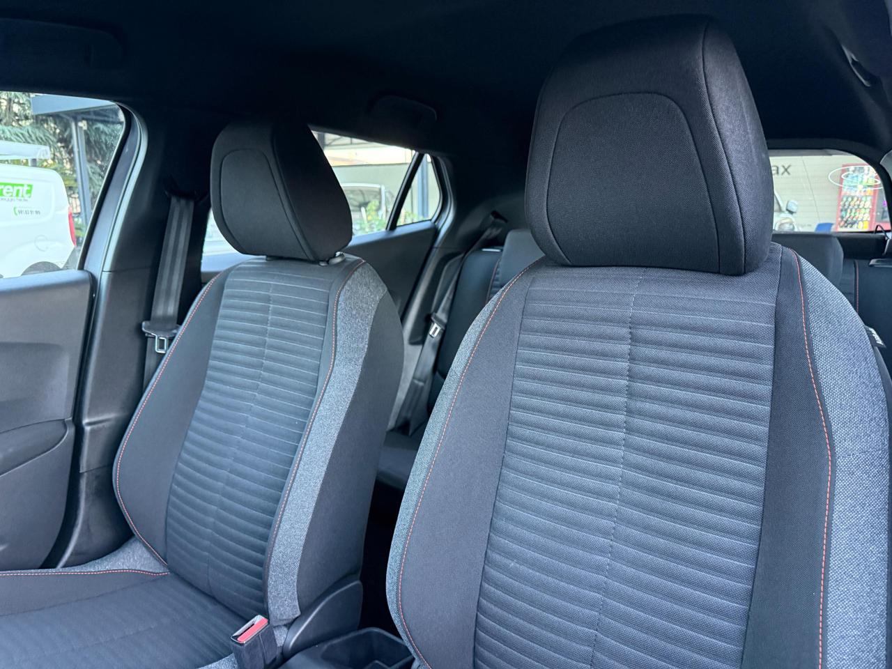 Peugeot 2008 1.2 puretech Active Pack s&s 100cv