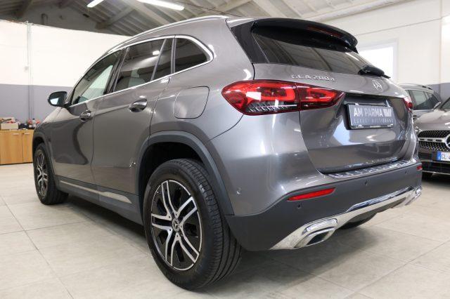 MERCEDES-BENZ GLA 200 d Automatic Sport Plus