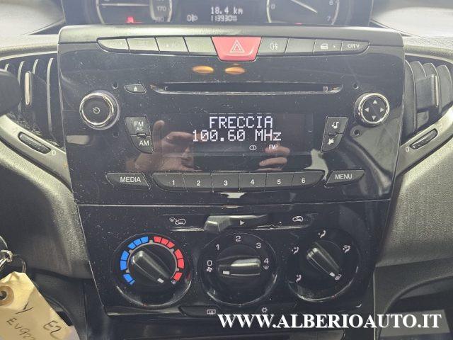 LANCIA Ypsilon 1.2 69 CV 5 porte Silver