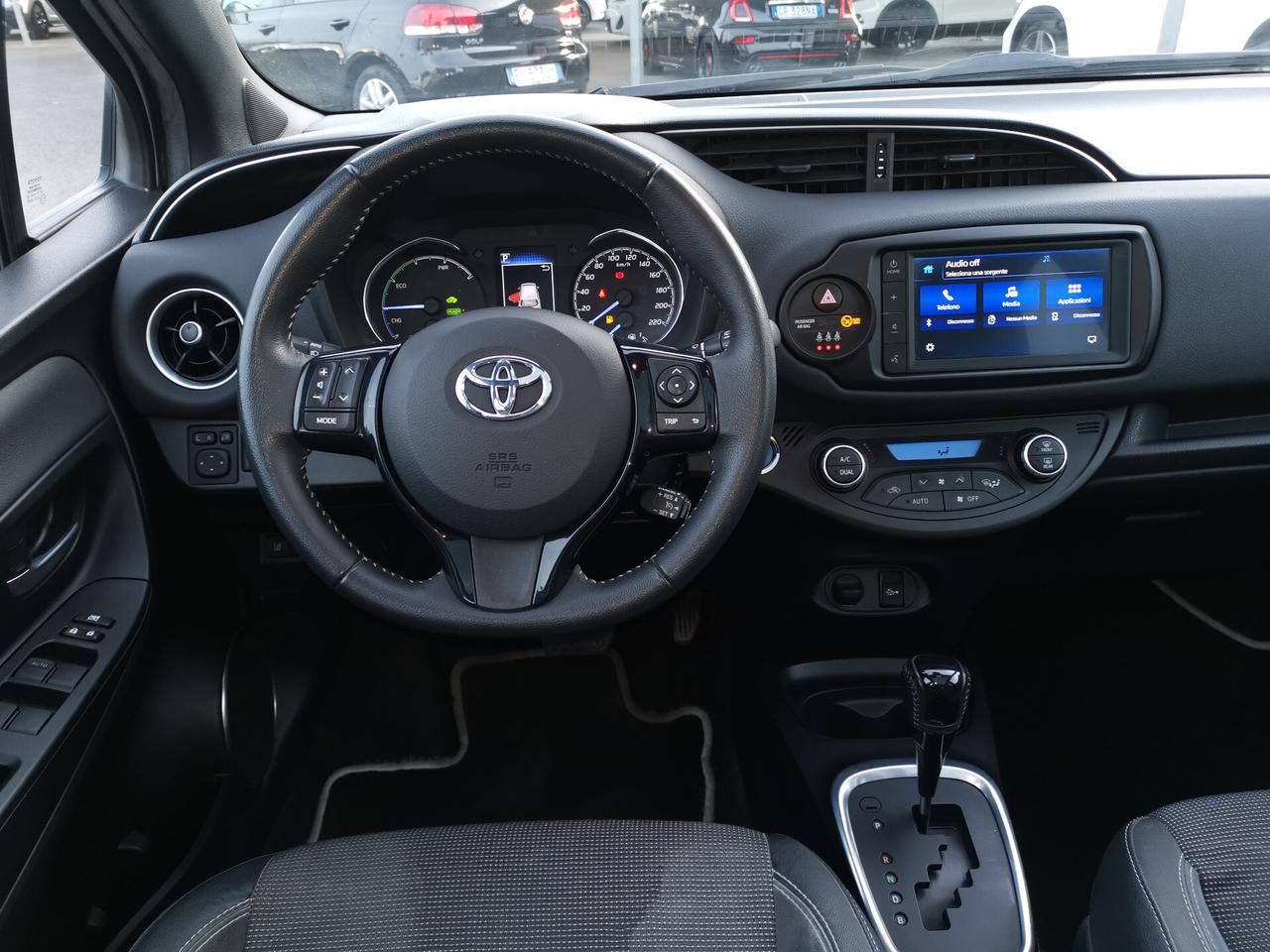 Toyota Yaris 1.5 Hybrid 5 porte Cool